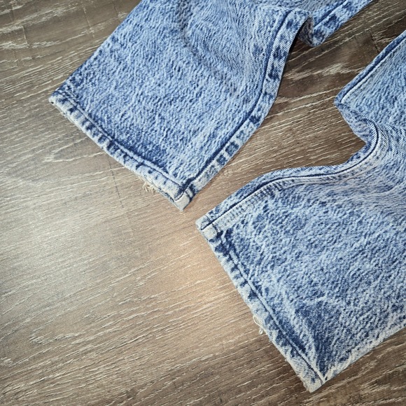 VINTAGE Rocky Mountain Jeans – High Rise Acid Wash – Size 31/11 – Made in USA - Picture 9 of 11